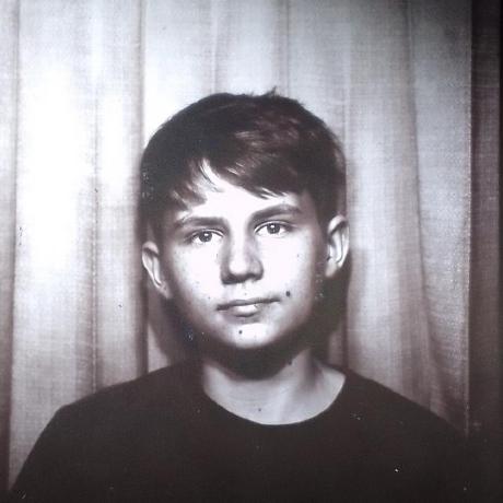 Portrait of bobby sills